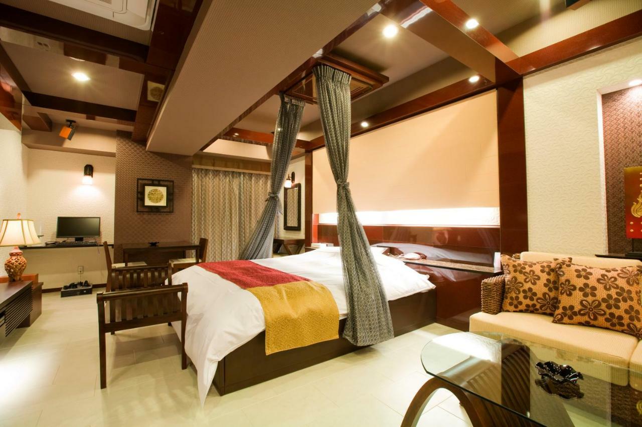 Hotel Bintang Pari Resort (Adults Only) Kōbe Extérieur photo